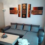 克塞尼亚别墅公寓 奥斯滕德